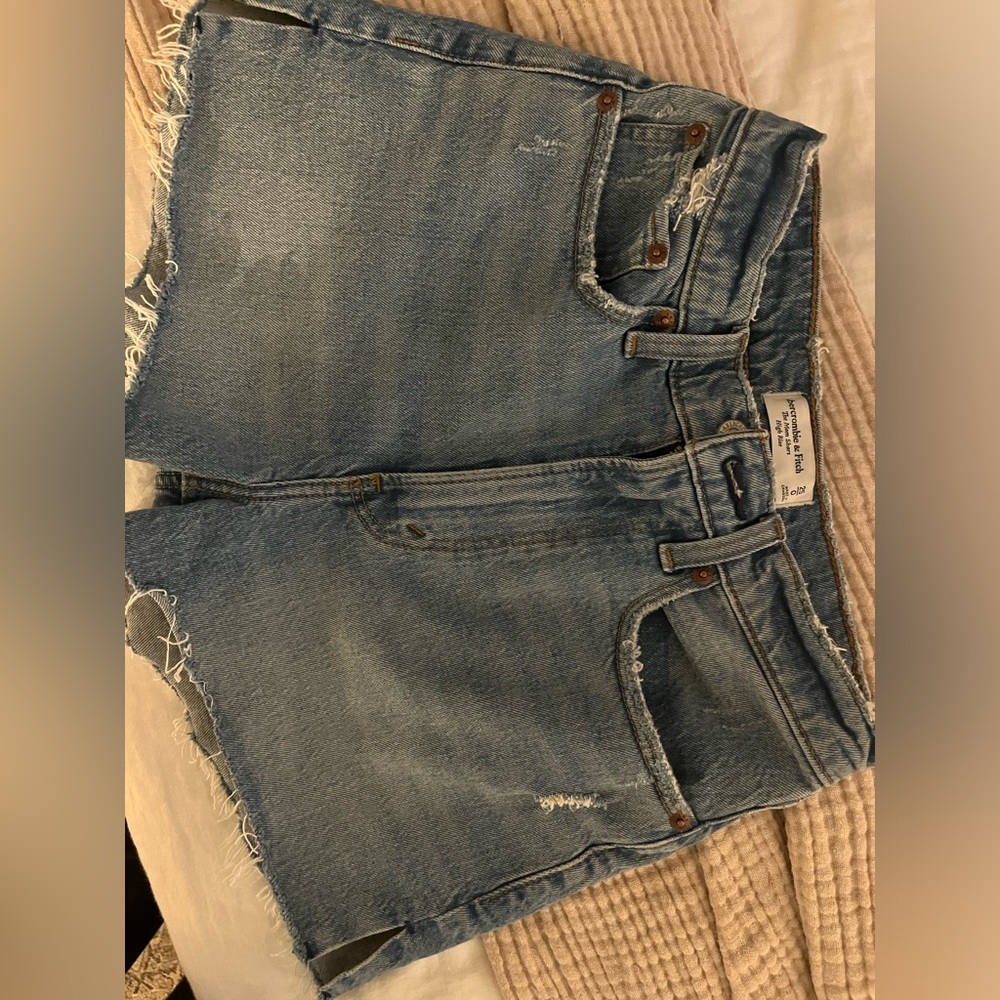 Abercrombie & Fitch the mom short